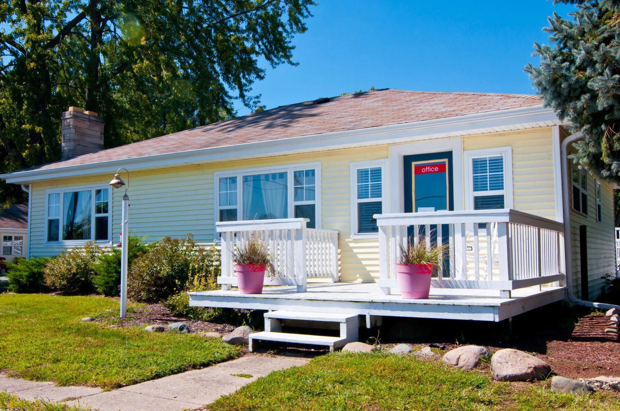 Blue Door Cottages Монтиселло Экстерьер фото